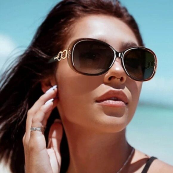 Brown Ombre Cat Eye Oversized Sunglasses with Case Nwt - Picture 3 of 5